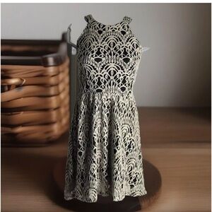ALTAR'D STATE LACE OVERLAY DRESS- TAN & BLACK-  Sz XS -SLEEVELESS - NWOT